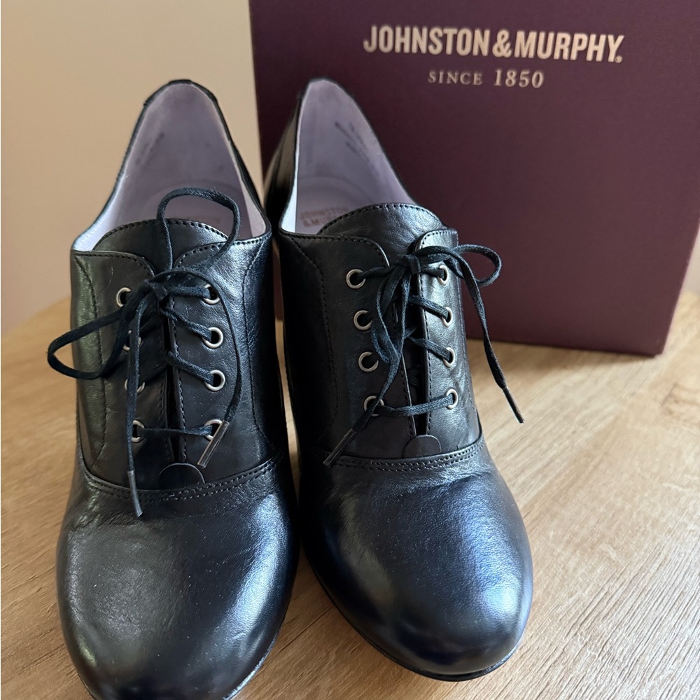 Johnston & Murphy Classic Black Leather Lace-Up Shoes